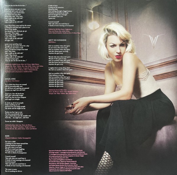 Karen Souza - Velvet Vault (coloured) (LP)