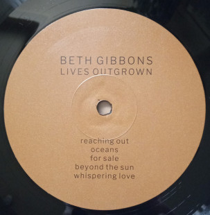 Beth Gibbons - Lives Outgrown (deluxe edit) (LP)