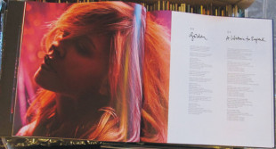 Kylie - Golden (Deluxe Edit) (Box set) (LP + CD)