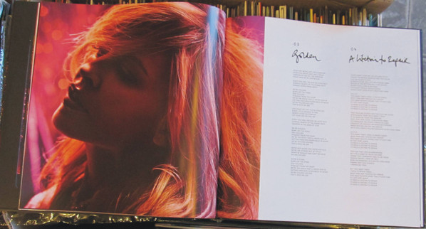 Kylie - Golden (Deluxe Edit) (Box set) (LP + CD)